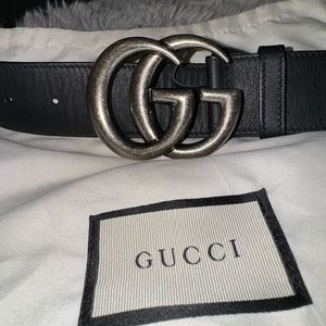 Double G women’s Gucci belt (thick strap) Size 80